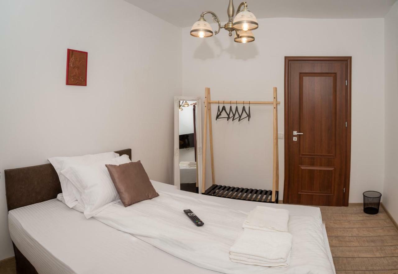 Musik Apartments Old Town Сибиу Экстерьер фото